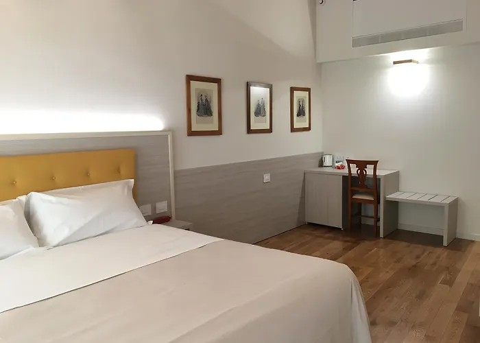 Residenza Ai Capitelli بيت ريفي