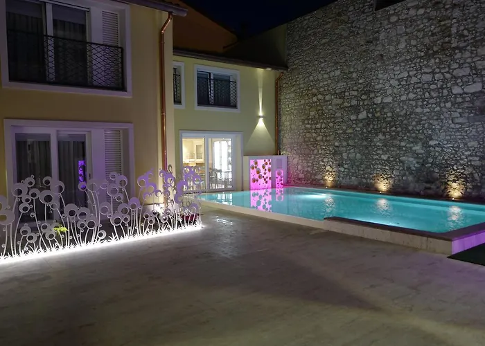 Residenza Ai Capitelli بيت ريفي