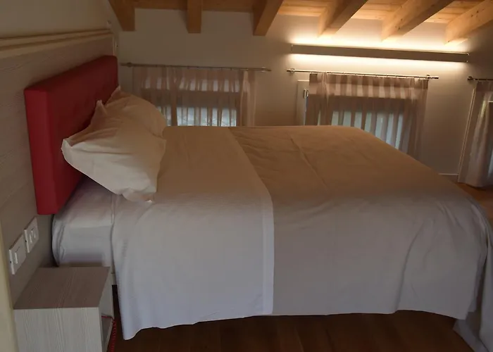 Residenza Ai Capitelli بيت ريفي *